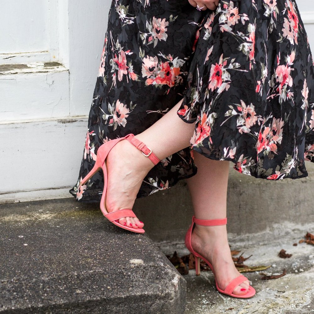 WHBM Two-Piece Suede Heels in Peach Pink Sz 9.5 - Picture 5 of 12